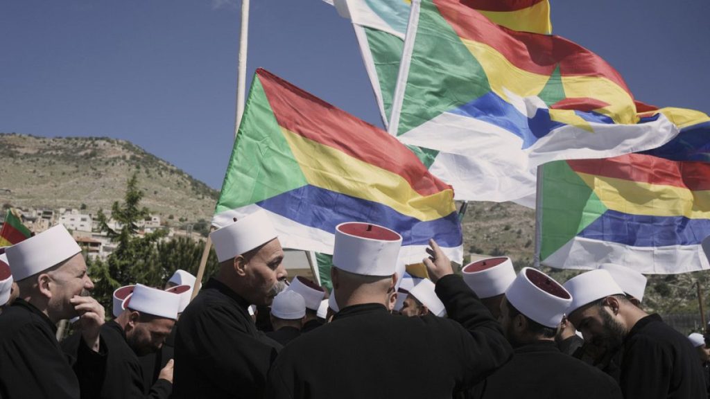 من النكبة ثم الولاء للدولة إلى الاختبار “الأكبر”… ماذا نعرف عن دروز إسرائيل؟