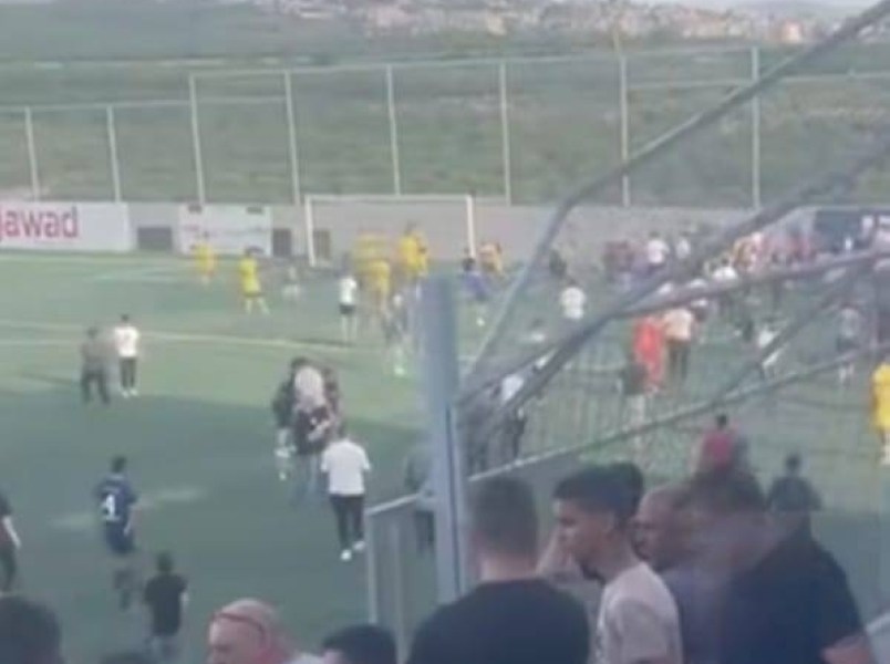 طعنة سكين تهز الكرة اللبنانية.. اعتداء مروع على لاعب