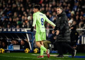 يوم حاول فليك حرمان برشلونة من نجمه بيدري