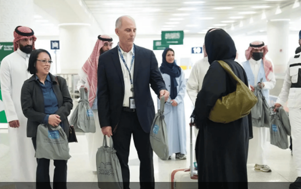مطار الملك عبدالعزيز الدولي بجدة يستقبل أولى طلائع رحلات الحجاج القادمين من بريطانيا