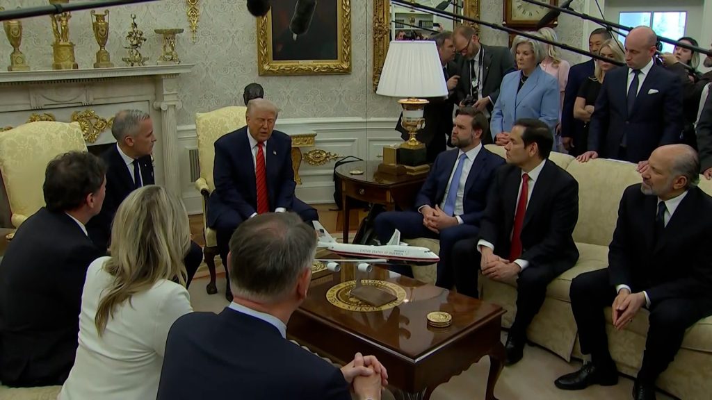 الولايات المتحدة توقف العمليات العسكرية ضد الحوثيين في اليمن