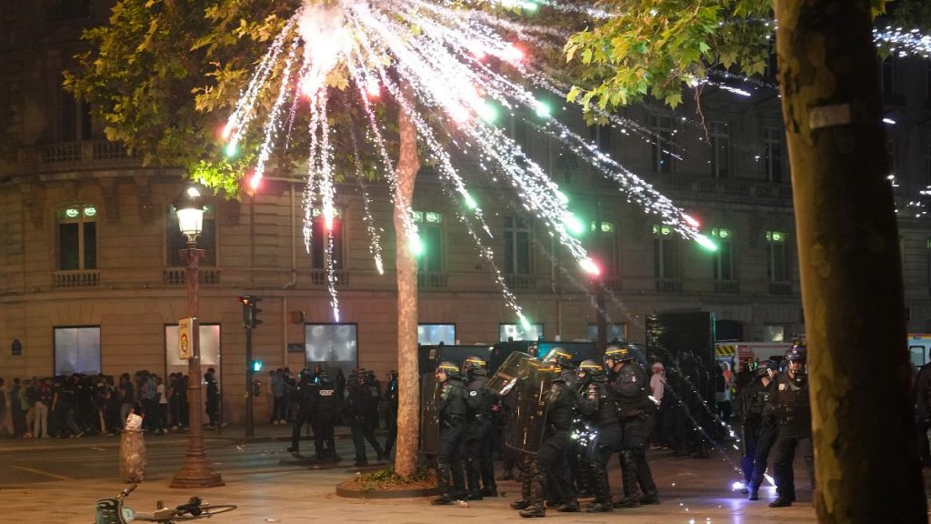 فرنسا تراجع قوانينها الجنائية بعد فوضى ليلة دوري أبطال أوروبا