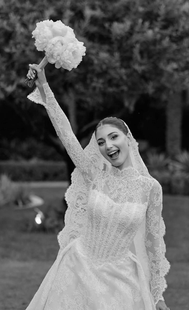 إطلالتها جمعت بين الرقيّ والنعومة.. شيرين بيوتي تتألق بفستان الزفاف