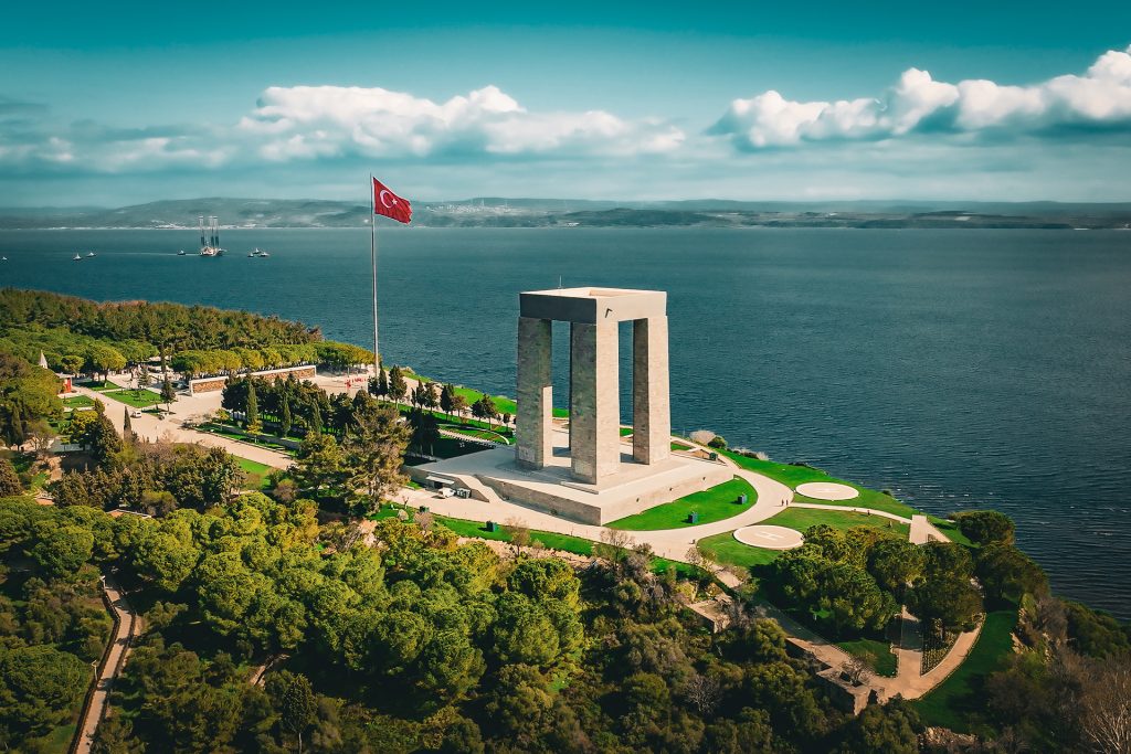 شواطئ باليكسير وتشاناق قلعة ويالوا.. وجهات صيفية تركية تجمع بين النظافة والجمال