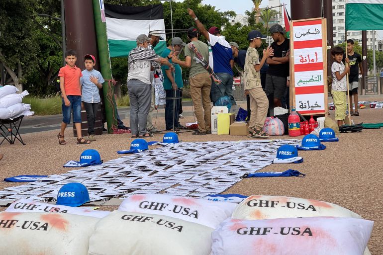 الصورة 23: المعتصمون أمام القنصلية الأمريكية بالدار البيضاء بتضامنون مع شهداء الصحافة