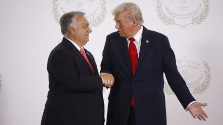 بعد العقوبات على النفط الروسي.. أوربان: ترمب أخطأ وسأتحدث معه لإلغائها