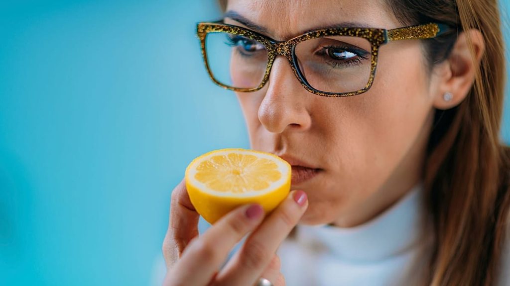 دراسة واعدة.. علاج بالبلازما يمنح الأمل باستعادة حاسة الشم بعد إصابات الرأس