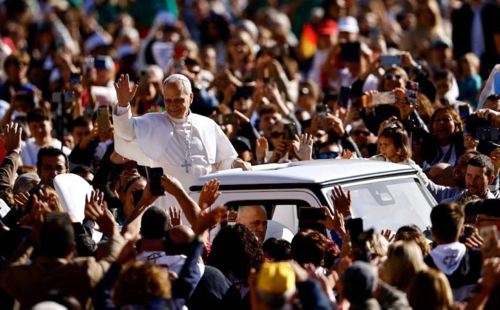 بابا الفاتيكان يهاجم سياسات ترمب: معاملة المهاجرين اللاإنسانية ليست مؤيدة للحياة