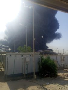 مصرع عاملين في حريق خط أنابيب نفطي بالبصرة
