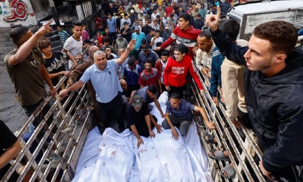 نتنياهو يهرب إلى غزة: تحليل للأزمة السياسية