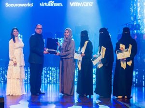 «سعوديات» يفزن في مسابقة «تصورات المستقبل» للابتكارات التقنية