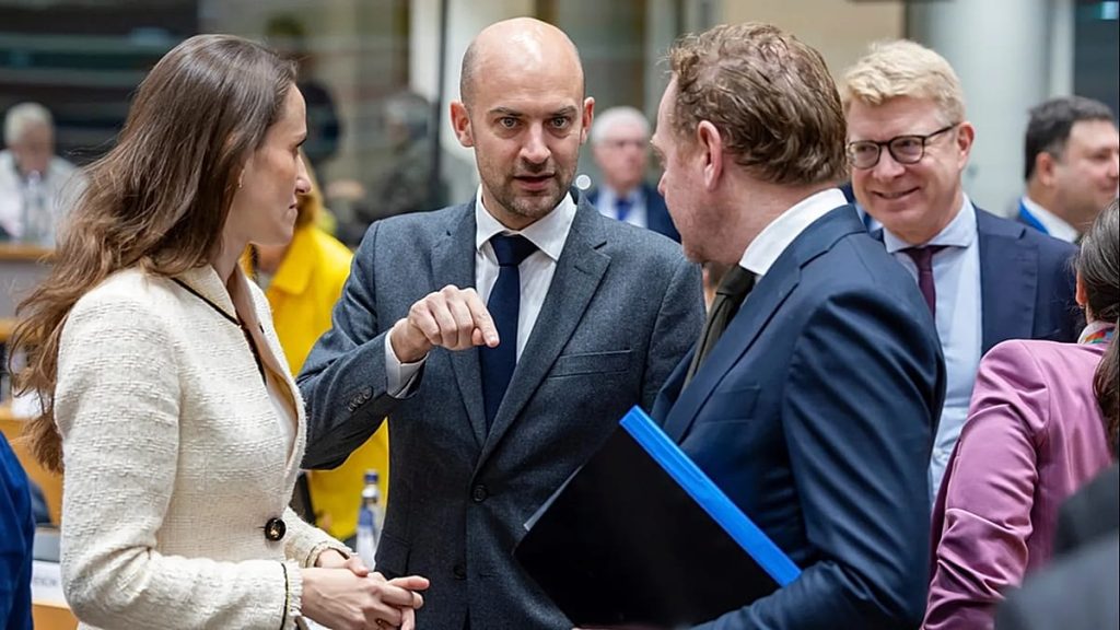 الاتحاد الاوروبي يرفض تجاوز كييف: إشراكنا ضروري لإنجاح أي خطة سلام