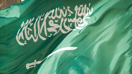 السعودية تعدم مواطنيْن اتُّهما بالتخطيط لاستهداف دور العبادة ومقرات أمنية