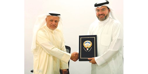 «الطيران المدني» وهيئة الاتصالات توقعان مذكرة تفاهم لتنظيم إدارة الطيف الترددي