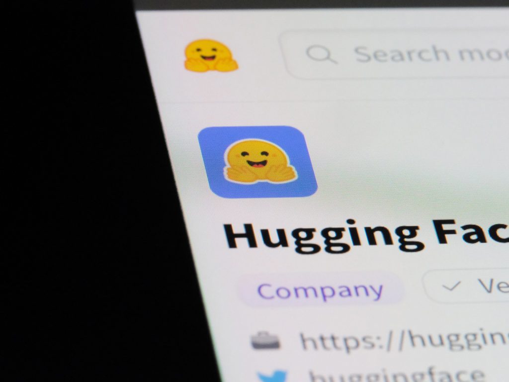 “هاغينغ فيس”.. كيف تقود المصادر المفتوحة ثورة الذكاء الاصطناعي؟