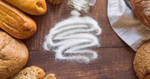 الملح الخفي.. كيف نتناول الصوديوم دون أن نشعر؟