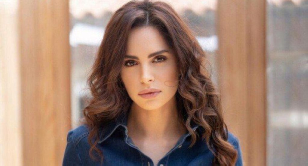 «بكاء وندم واكتئاب».. آمال ماهر تفاجئ جمهورها بأسرار عن حياتها الشخصية والفنية