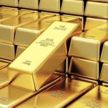 للشهر الثالث.. الذهب يواصل المكاسب وسط غموض «الفائدة»