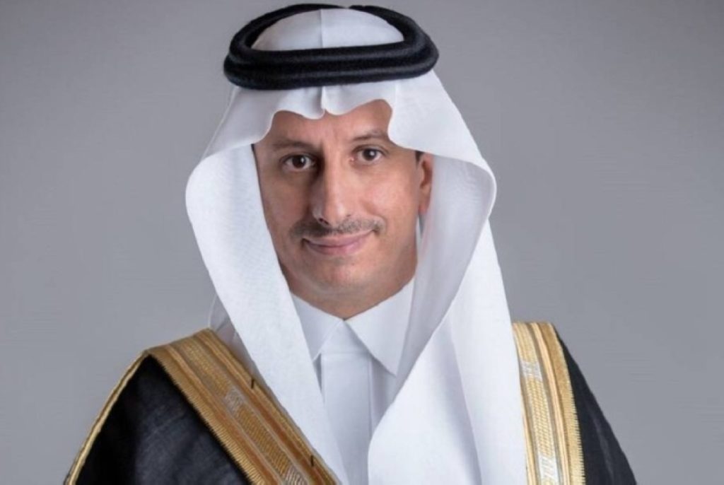 وزير السياحة يبحث مع نظيرته البحرينية التعاون السياحي