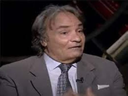 أزمة صحية طارئة تنقل حمدي الوزير إلى المستشفى