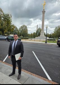 لماذا تأجّلت زيارة موفد ترمب إلى العراق؟