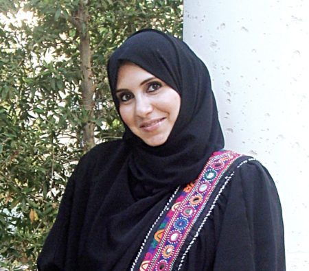 «الفاشينيستا» و«المودل» يجمعـــهما «الجمال» وتفصل بينهما «الثقافة»