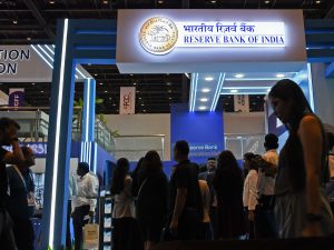 بنوك عالمية تستحوذ على حصص في بنوك هندية