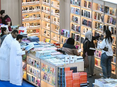 انطلاق معرض الكويت الدولي للكتاب بشعار “عاصمة الثقافة.. وطن الكتاب”