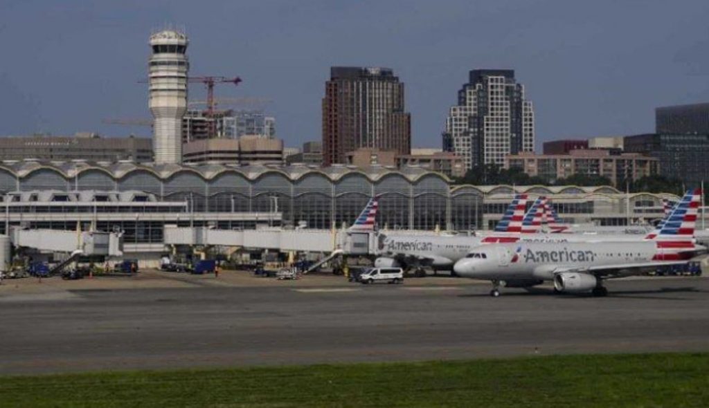 استئناف الرحلات في مطار رونالد ريجان بعد تهديد بوجود قنبلة