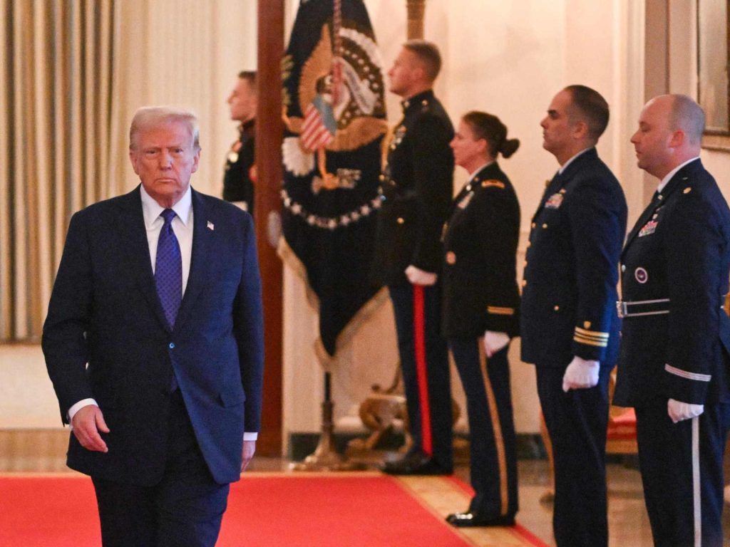 إدارة ترامب توقف جميع قرارات اللجوء بعد هجوم البيت الأبيض