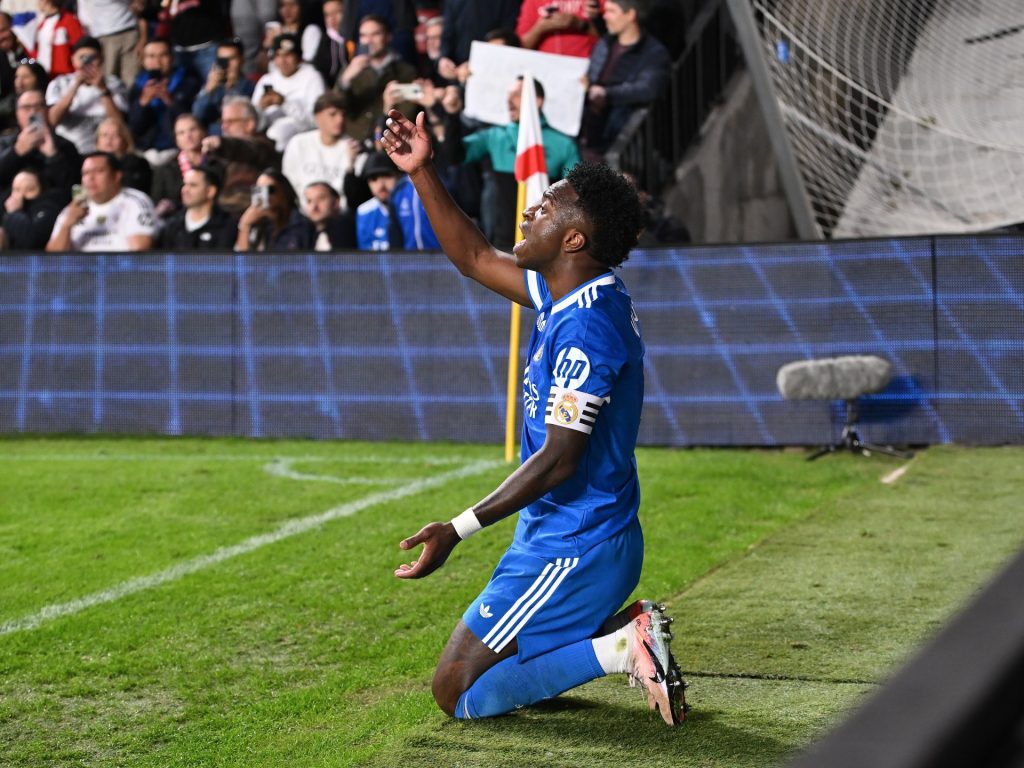 ريال مدريد يحدد الرقم المطلوب للتخلي عن فينيسيوس