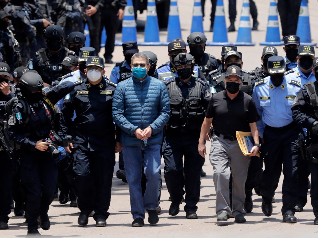 ترامب: سأعفو عن رئيس هندوراس السابق المسجون في أميركا