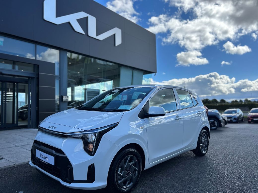 استكشف المزيد من الأميال مع شركات تأجير السيارات الموثوقة في دبي