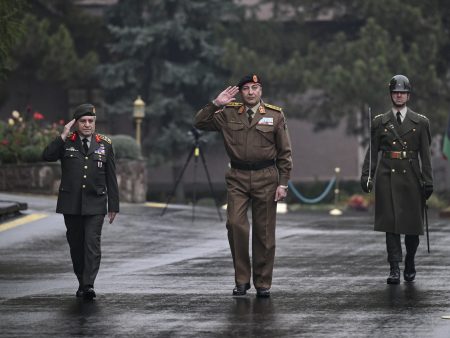 توازنات السلطة والسلاح بعد مصرع رئيس الأركان في ليبيا