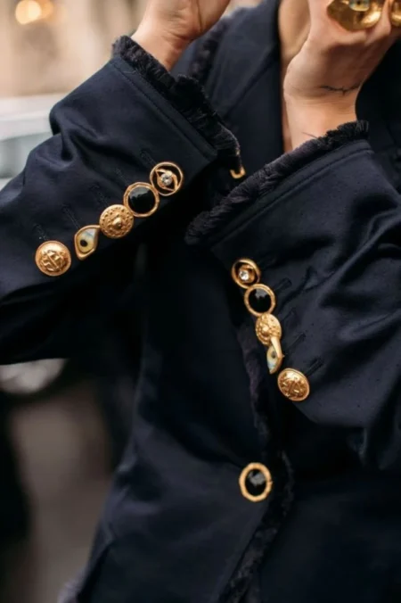 الأزرار الزخرفية عنصر أساسي لترقية الأزياء – أخبار السعودية