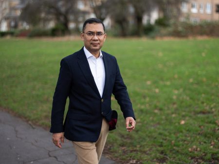 نجل خالدة ضياء يستعد للعودة من المنفى لخوض انتخابات بنغلاديش