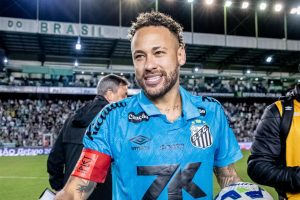 نيمار يسجل أول هاتريك منذ 3 سنوات ويواصل التألق مع سانتوس