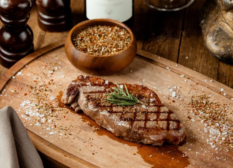 ودع خرافات الستيك.. حقائق مذهلة لطهو مثالي كل مرة