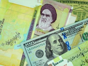 الريال الإيراني يهوي إلى أدنى مستوى على الإطلاق