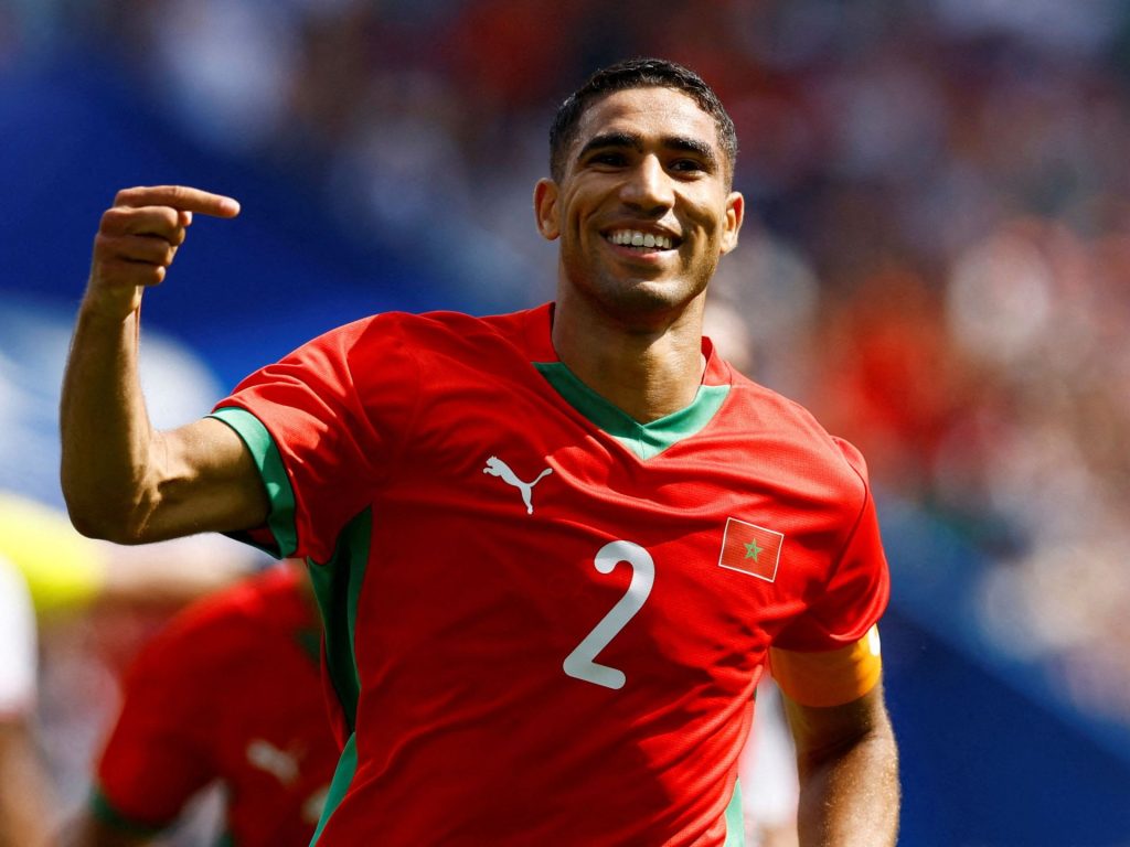 قرار حاسم من الركراكي بشأن حكيمي في كأس أفريقيا