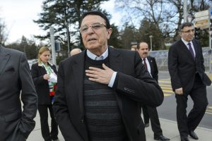 سوريا تنعى وزير ثقافتها الأسبق رياض نعسان آغا