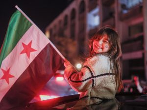 بالصور.. سوريا توحدها الاحتفالات في الذكرى الأولى لسقوط الأسد