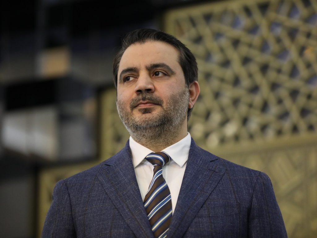 أسعد الشيباني.. العطار الذي فاجأ الروس بنبوءة سقوط الأسد