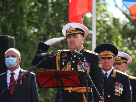 روسيا تحشد نوويا وتحذر من مواجهة عسكرية في القطب الشمالي