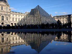 دعوات لإضراب في متحف اللوفر احتجاجا على تدهور أوضاعه