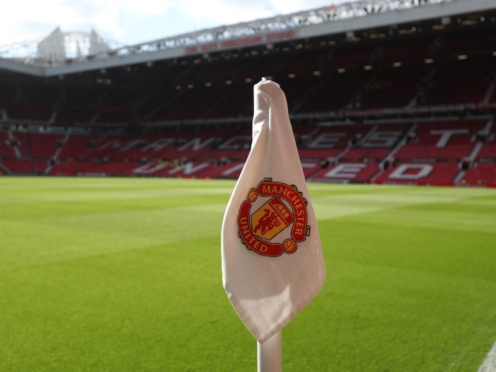 مانشستر يونايتد يحقق أرباحا بنحو 17 مليون دولار