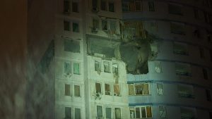 هجوم روسي بالمسيرات فجر الأحد يسفر عن قتلى وجرحى ويخلّف أضرارا في منشآت الطاقة في أوكرانيا