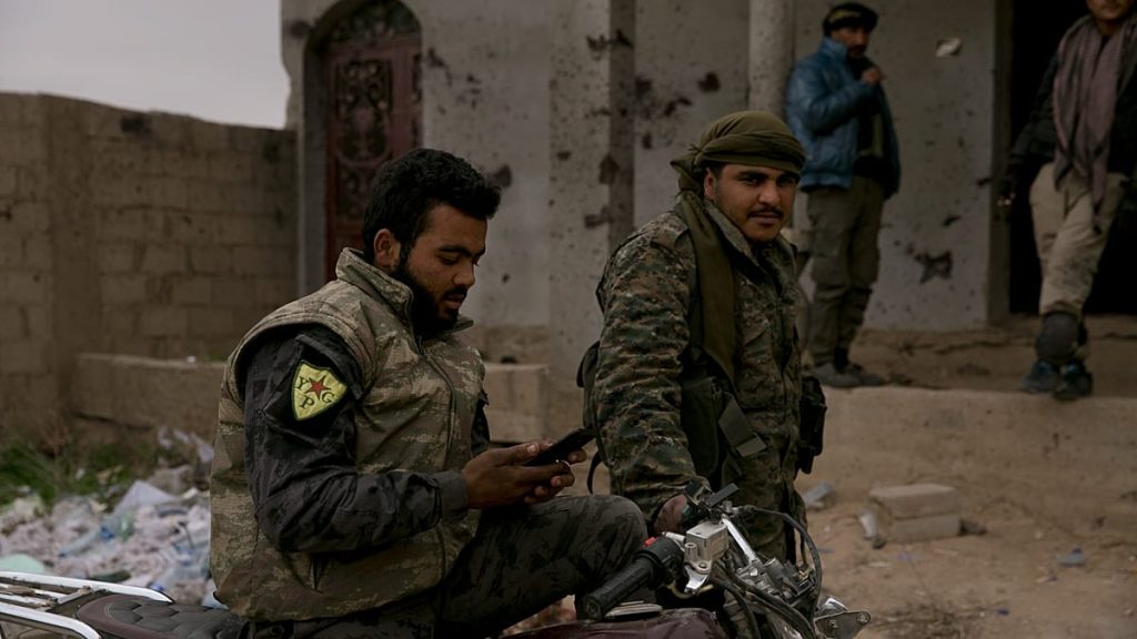 سقوط قتلى وجرحى مع تصاعد الاشتباكات بين “قسد” والقوات الحكومية في حلب