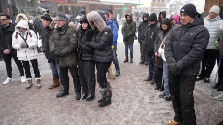 فيديو. دقيقة صمت في سويسرا لضحايا حريق كرانس-مونتانا