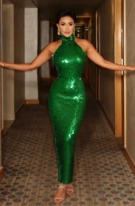 ميس حمدان تخطف الأنظار بفستان ترتر أخضر – أخبار السعودية